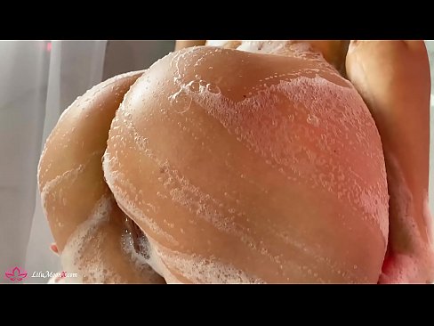 ❤️ Brineta masturbira macu vibratorom do intenzivnog orgazma pod tušem Kvalitetan seks na bs.makesexnotwar.ru ﹏